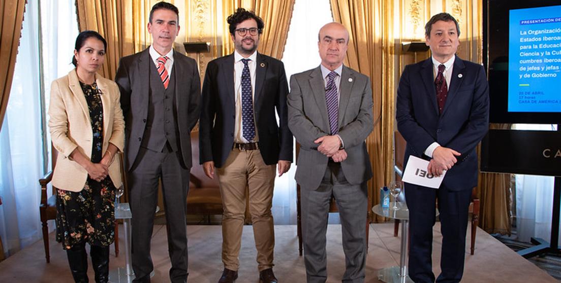 Construir diálogos en la cooperación regional: el rol de la OEI en las Cumbres Iberoamericanas