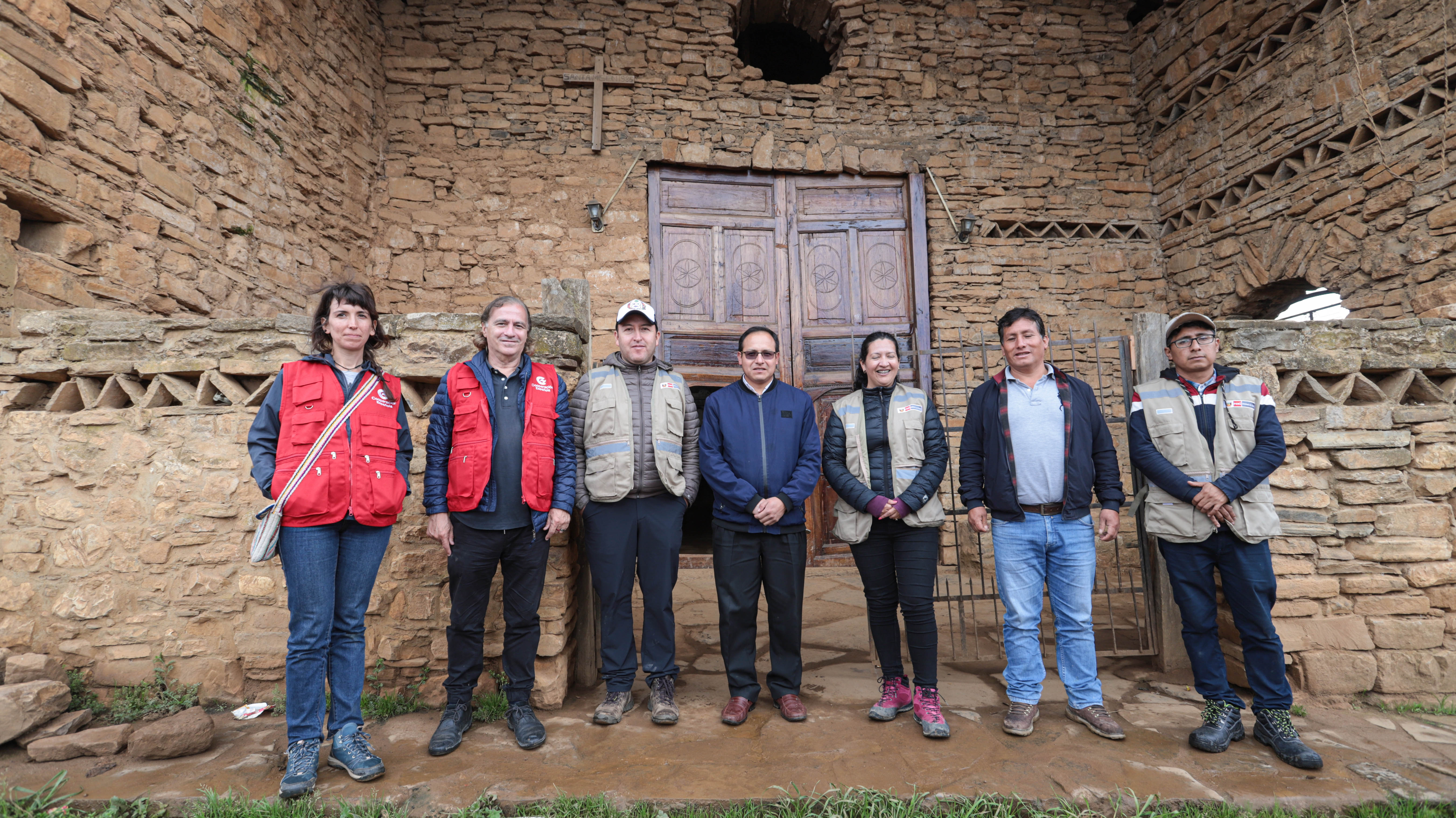 Cooperación Española visita La Jalca Grande y confirma su apoyo a la reconstrucción de su emblemática torre y la puesta en valor de su patrimonio cultural